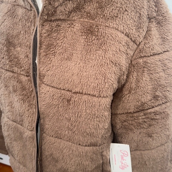 Pink Lily Women's Fleece Jacket - Picture 2 of 3